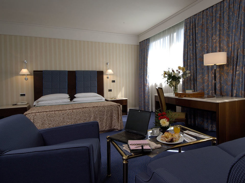 Conference Florentia Hotel Florence Room photo
